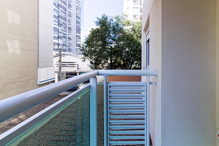 Apartamento à venda com 41m², 1 quarto e 1 vaga Apartamento à venda com 41m², 1 quarto e 1 vagaVaranda