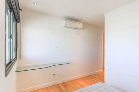 Apartamento à venda com 178m², 3 quartos e 2 vagas Apartamento à venda com 178m², 3 quartos e 2 vagasSuíte 3