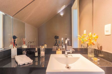 Apartamento à venda com 178m², 3 quartos e 2 vagas Apartamento à venda com 178m², 3 quartos e 2 vagasLavabo da Sala