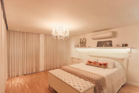 Apartamento à venda com 178m², 3 quartos e 2 vagas Apartamento à venda com 178m², 3 quartos e 2 vagasSuíte 1