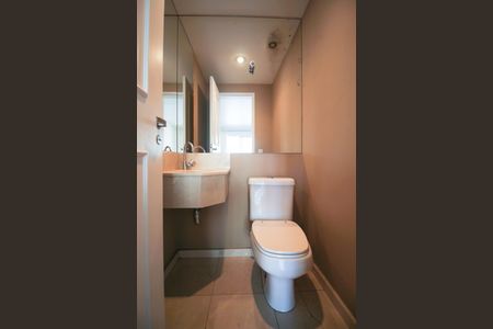 Apartamento à venda com 128m², 3 quartos e 2 vagas Apartamento à venda com 128m², 3 quartos e 2 vagasLavabo