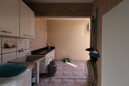 Casa à venda com 145m², 2 quartos e 2 vagasÁrea de Serviço