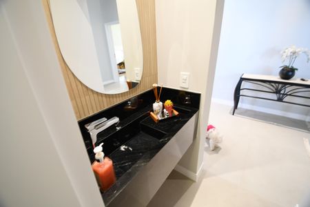 Casa de condomínio à venda com 229m², 3 quartos e 4 vagasLavabo