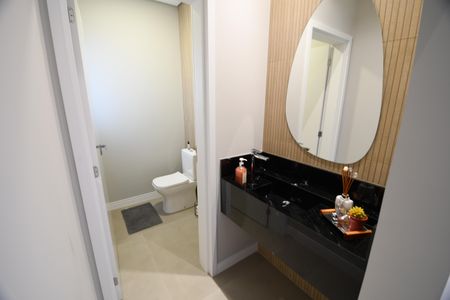 Casa de condomínio à venda com 229m², 3 quartos e 4 vagasLavabo