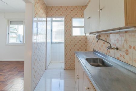 Apartamento à venda com 44m², 1 quarto e sem vaga Apartamento à venda com 44m², 1 quarto e sem vagaCozinha e Área de Serviço