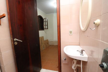 Casa para alugar com 503m², 3 quartos e 2 vagasBanheiro de serviço