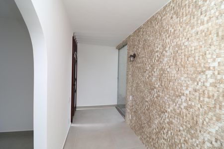 Sala de casa para alugar com 3 quartos, 503m² em Jardim Guanabara, Rio de Janeiro