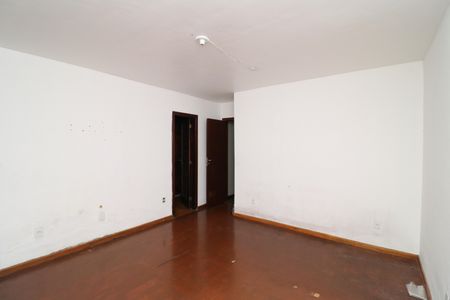 Casa para alugar com 503m², 3 quartos e 2 vagasSuíte