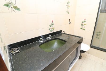 Casa à venda com 503m², 3 quartos e 2 vagasBanheiro Social