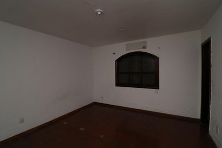 Casa para alugar com 503m², 3 quartos e 2 vagasSuíte