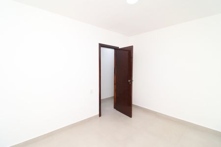 Quarto 1 de casa para alugar com 3 quartos, 503m² em Jardim Guanabara, Rio de Janeiro