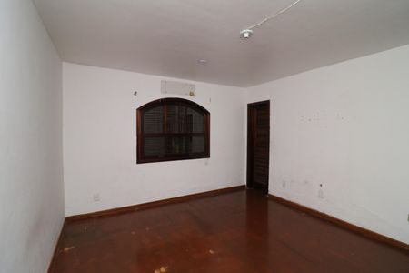 Casa para alugar com 503m², 3 quartos e 2 vagasSuíte