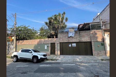 Casa à venda com 503m², 3 quartos e 2 vagasFachada