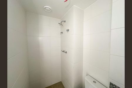 Studio à venda com 31m², 1 quarto e sem vaga Studio à venda com 31m², 1 quarto e sem vagaBanheiro