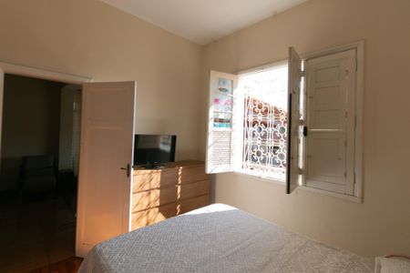 Casa à venda com 180m², 3 quartos e 1 vaga Casa à venda com 180m², 3 quartos e 1 vagaQuarto 1