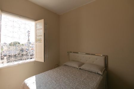 Casa à venda com 180m², 3 quartos e 1 vaga Casa à venda com 180m², 3 quartos e 1 vagaQuarto 1