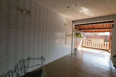 Casa à venda com 180m², 3 quartos e 1 vaga Casa à venda com 180m², 3 quartos e 1 vagaQuintal