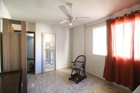 Apartamento à venda com 38m², 1 quarto e 1 vagaSala