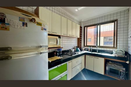 Apartamento à venda com 100m², 3 quartos e 2 vagas Apartamento à venda com 100m², 3 quartos e 2 vagasCozinha