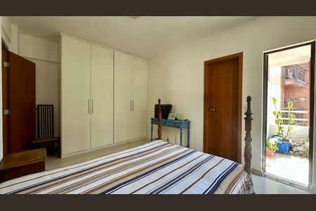 Apartamento à venda com 100m², 3 quartos e 2 vagas Apartamento à venda com 100m², 3 quartos e 2 vagasSuíte