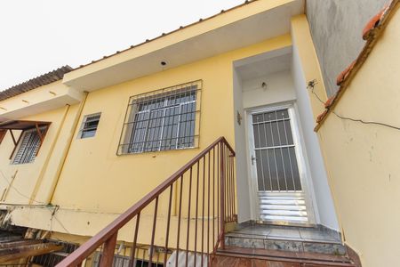 Casa para alugar com 45m², 1 quarto e sem vaga Casa para alugar com 45m², 1 quarto e sem vagaEntrada