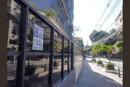 Apartamento à venda com 280m², 5 quartos e 2 vagas Apartamento à venda com 280m², 5 quartos e 2 vagasFachada