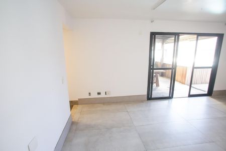 Apartamento à venda com 280m², 5 quartos e 2 vagas Apartamento à venda com 280m², 5 quartos e 2 vagasSala 2