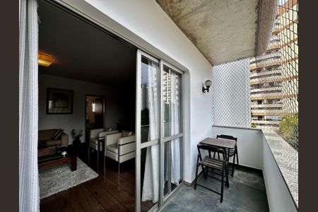 Apartamento para alugar com 148m², 4 quartos e 3 vagas Apartamento para alugar com 148m², 4 quartos e 3 vagasSacada da Sala