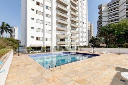 Apartamento para alugar com 148m², 4 quartos e 3 vagas Apartamento para alugar com 148m², 4 quartos e 3 vagasÁrea comum - Piscina