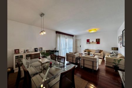 Apartamento para alugar com 148m², 4 quartos e 3 vagas Apartamento para alugar com 148m², 4 quartos e 3 vagasSala