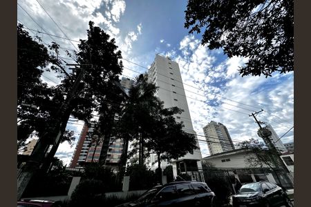 Apartamento para alugar com 148m², 4 quartos e 3 vagas Apartamento para alugar com 148m², 4 quartos e 3 vagasFachada