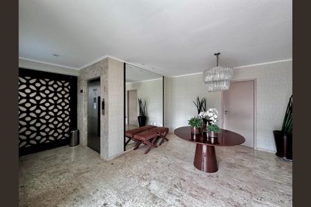 Apartamento para alugar com 148m², 4 quartos e 3 vagas Apartamento para alugar com 148m², 4 quartos e 3 vagasHall Social Bloco