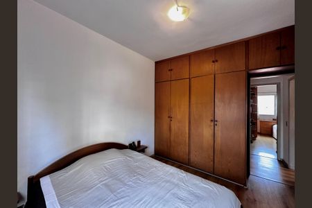 Apartamento para alugar com 148m², 4 quartos e 3 vagas Apartamento para alugar com 148m², 4 quartos e 3 vagasSuíte 2
