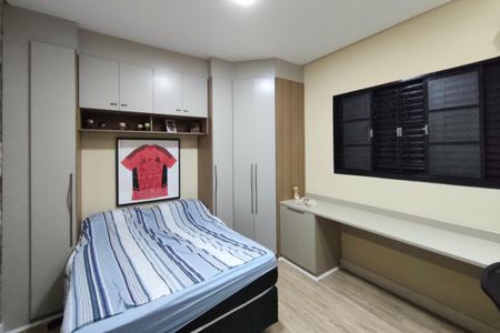 Casa à venda com 125m², 3 quartos e 2 vagas Casa à venda com 125m², 3 quartos e 2 vagasQuarto 1