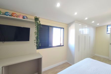 Casa à venda com 125m², 3 quartos e 2 vagas Casa à venda com 125m², 3 quartos e 2 vagas Suíte