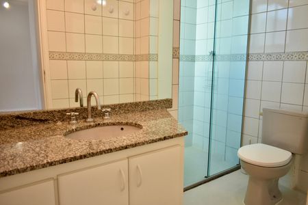 Studio à venda com 38m², 0 quarto e 1 vaga Studio à venda com 38m², 0 quarto e 1 vagaBanheiro