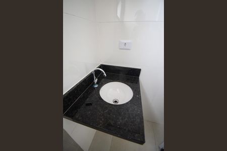 Apartamento à venda com 40m², 2 quartos e 1 vaga Apartamento à venda com 40m², 2 quartos e 1 vagaBanheiro