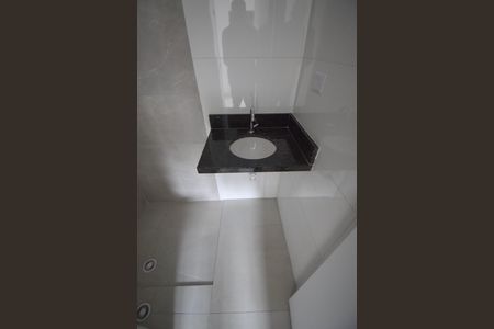 Apartamento à venda com 40m², 2 quartos e 1 vagaBanheiro Social