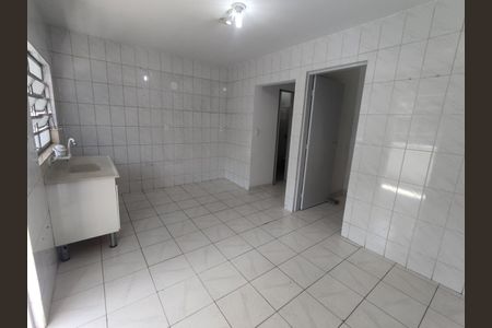 Casa à venda com 3 quartos, 154m² em Vila Yolanda, Osasco