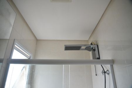 Casa à venda com 200m², 3 quartos e 3 vagasBanheiro da Suíte