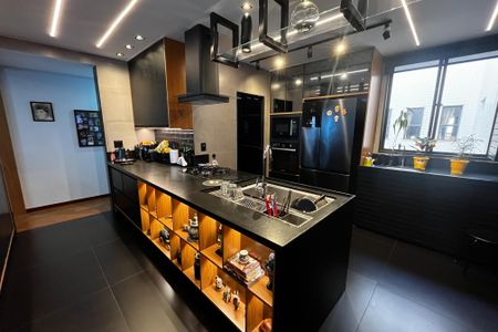 Apartamento à venda com 230m², 3 quartos e 2 vagas Apartamento à venda com 230m², 3 quartos e 2 vagasCozinha