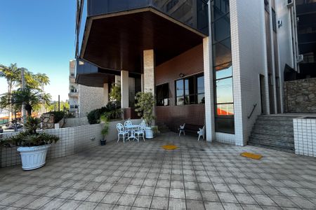 Apartamento à venda com 230m², 3 quartos e 2 vagas Apartamento à venda com 230m², 3 quartos e 2 vagasÁrea comum