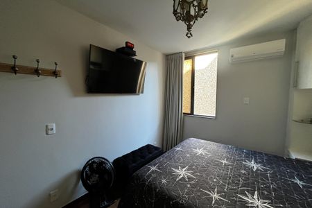 Apartamento à venda com 230m², 3 quartos e 2 vagas Apartamento à venda com 230m², 3 quartos e 2 vagasSuíte