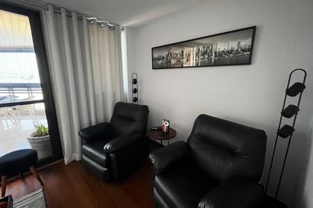 Apartamento à venda com 230m², 3 quartos e 2 vagas Apartamento à venda com 230m², 3 quartos e 2 vagasSala