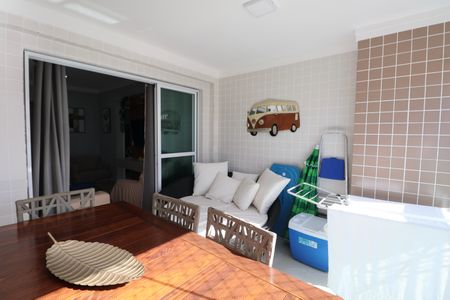 Apartamento para alugar com 89m², 3 quartos e 2 vagas Apartamento para alugar com 89m², 3 quartos e 2 vagasVaranda