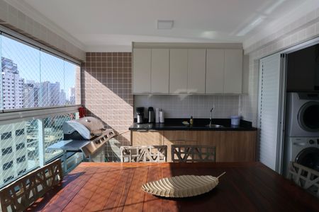 Apartamento para alugar com 89m², 3 quartos e 2 vagas Apartamento para alugar com 89m², 3 quartos e 2 vagasVaranda