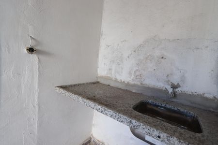 Casa à venda com 132m², 2 quartos e 1 vagaÁrea de Serviço