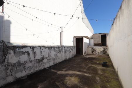 Casa à venda com 132m², 2 quartos e 1 vagaQuintal