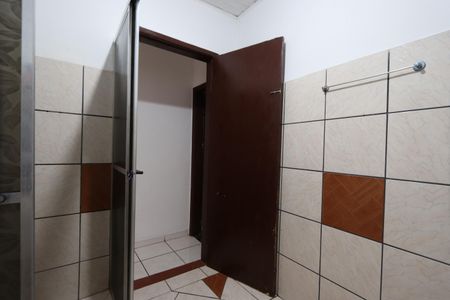 Casa à venda com 132m², 2 quartos e 1 vagaBanheiro