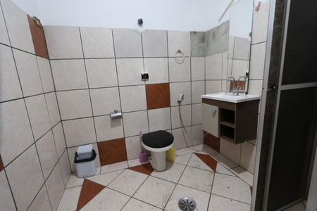 Casa à venda com 132m², 2 quartos e 1 vagaBanheiro